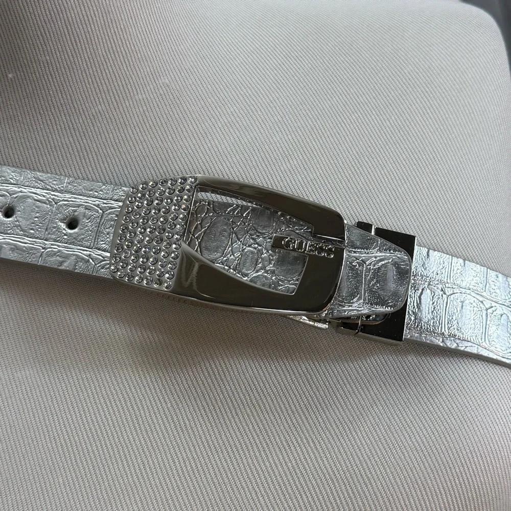 Guess metallic silver